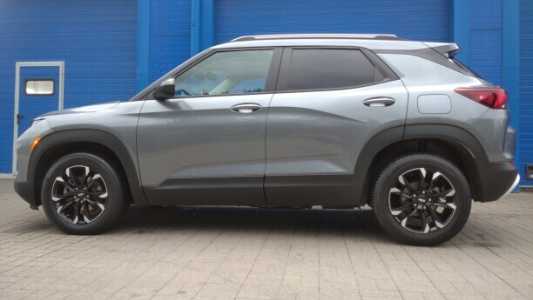 Chevrolet TrailBlazer III, 2020, пробег 62794 км Chevrolet TrailBlazer III, 2020, пробег 62794 км