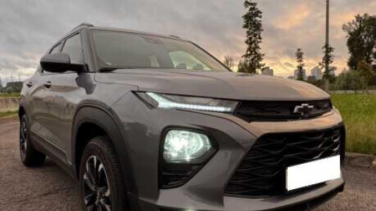 Chevrolet TrailBlazer III, 2021, пробег 56810 км Chevrolet TrailBlazer III, 2021, пробег 56810 км