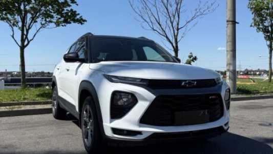 Chevrolet TrailBlazer III, 2022, пробег 53000 км Chevrolet TrailBlazer III, 2022, пробег 53000 км