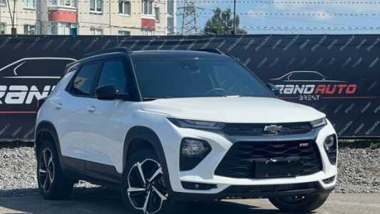 Chevrolet TrailBlazer III, 2023, пробег 22601 км Chevrolet TrailBlazer III, 2023, пробег 22601 км
