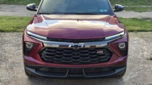 Chevrolet TrailBlazer III Рестайлинг, 2024, пробег 11700 км Chevrolet TrailBlazer III Рестайлинг, 2024, пробег 11700 км
