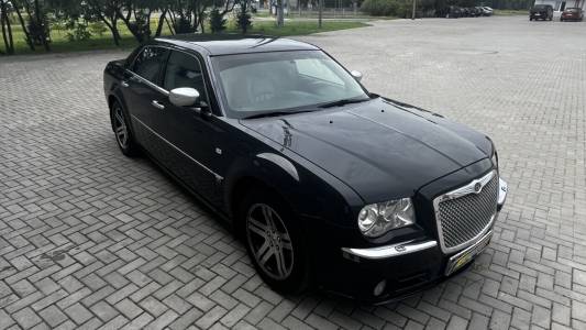 Chrysler 300C I