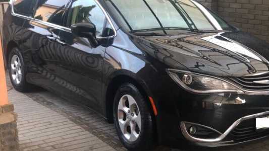 Chrysler Pacifica RU, 2017, пробег 110000 км Chrysler Pacifica RU, 2017, пробег 110000 км