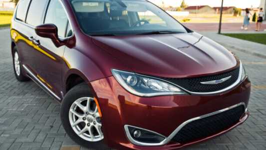 Chrysler Pacifica RU, 2019, пробег 74000 км