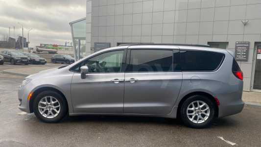 Chrysler Pacifica RU