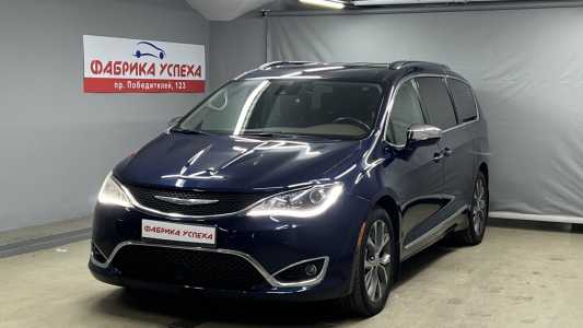 Chrysler Pacifica RU