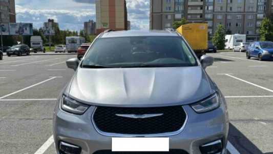 Chrysler Pacifica RU  Рестайлинг, 2021, пробег 95000 км