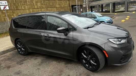 Chrysler Pacifica RU Рестайлинг