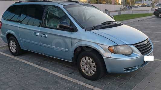 Chrysler Town and Country IV Рестайлинг