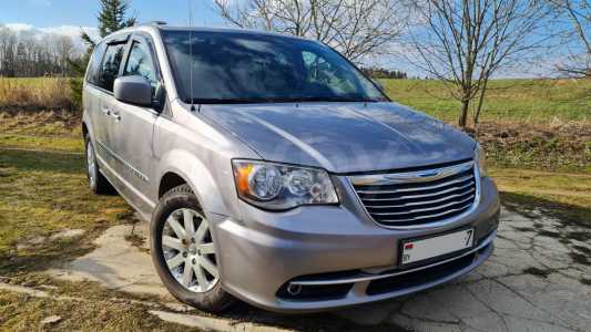 Chrysler Town and Country V Рестайлинг