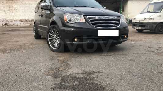 Chrysler Town and Country V Рестайлинг