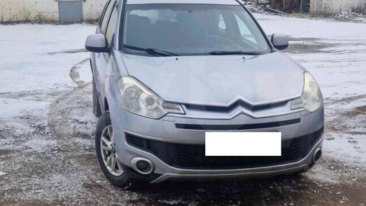 Citroen C-Crosser I