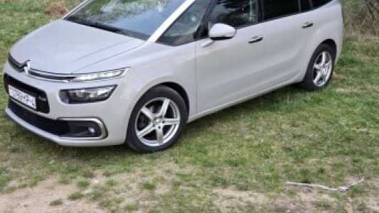 Citroen C4 Grand Picasso II Рестайлинг, 2016, пробег 243000 км Citroen C4 Grand Picasso II Рестайлинг, 2016, пробег 243000 км