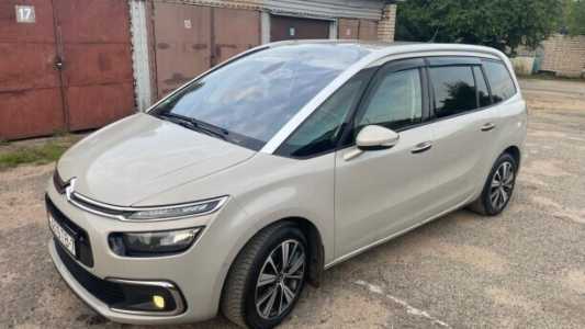 Citroen C4 Grand Picasso II Рестайлинг, 2016, пробег 365000 км Citroen C4 Grand Picasso II Рестайлинг, 2016, пробег 365000 км