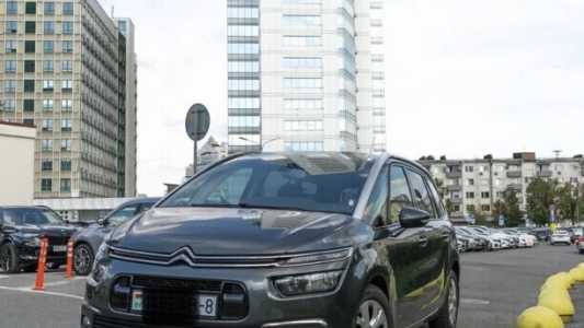 Citroen C4 Grand Picasso II  Рестайлинг, 2017, пробег 199000 км