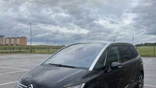 Citroen C4 Grand Spacetourer , 2019, пробег 153700 км Citroen C4 Grand Spacetourer , 2019, пробег 153700 км
