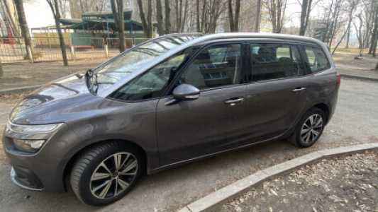 Citroen C4 Grand Spacetourer , 2019, пробег 227000 км Citroen C4 Grand Spacetourer , 2019, пробег 227000 км
