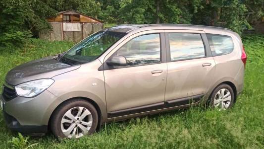 Dacia Lodgy I