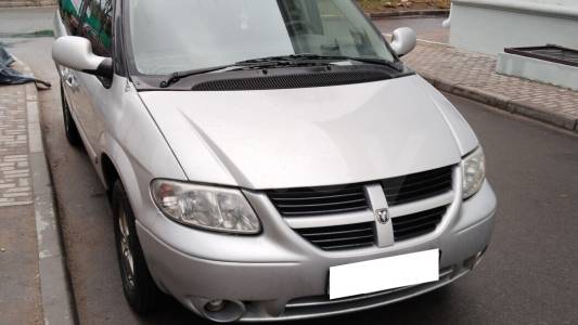 Dodge Grand Caravan IV