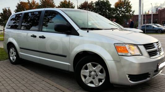 Dodge Grand Caravan V