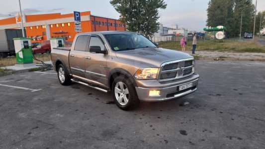 Dodge RAM IV