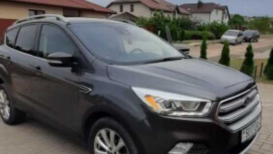 Ford Escape III Рестайлинг, 2016, пробег 101000 км Ford Escape III Рестайлинг, 2016, пробег 101000 км