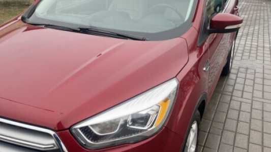 Ford Escape III Рестайлинг, 2016, пробег 162000 км Ford Escape III Рестайлинг, 2016, пробег 162000 км