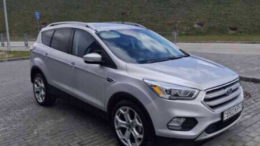 Ford Escape III Рестайлинг, 2017, пробег 105000 км Ford Escape III Рестайлинг, 2017, пробег 105000 км