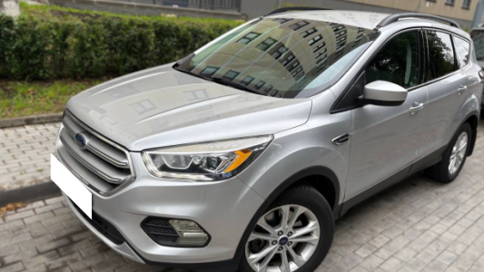 Ford Escape III Рестайлинг, 2017, пробег 106500 км Ford Escape III Рестайлинг, 2017, пробег 106500 км
