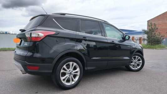 Ford Escape III Рестайлинг, 2017, пробег 107000 км Ford Escape III Рестайлинг, 2017, пробег 107000 км