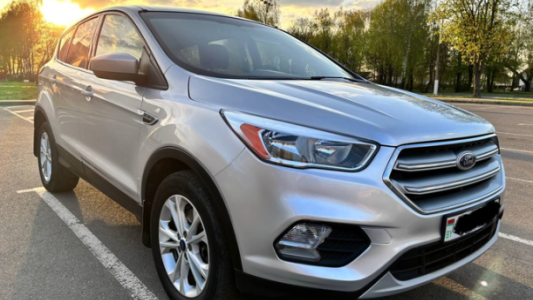 Ford Escape III Рестайлинг, 2017, пробег 109000 км Ford Escape III Рестайлинг, 2017, пробег 109000 км