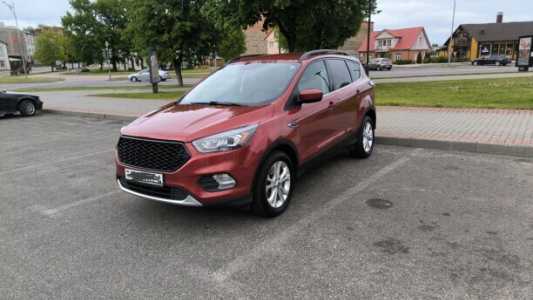 Ford Escape III Рестайлинг, 2017, пробег 127000 км Ford Escape III Рестайлинг, 2017, пробег 127000 км