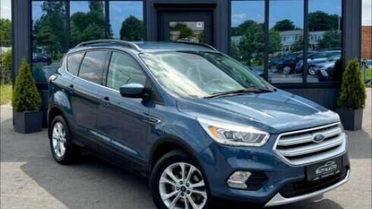 Ford Escape III Рестайлинг, 2017, пробег 129000 км Ford Escape III Рестайлинг, 2017, пробег 129000 км