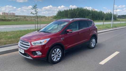 Ford Escape III Рестайлинг, 2017, пробег 67700 км Ford Escape III Рестайлинг, 2017, пробег 67700 км