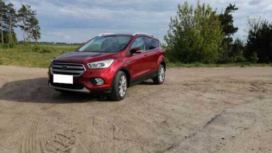 Ford Escape III Рестайлинг, 2017, пробег 69002 км Ford Escape III Рестайлинг, 2017, пробег 69002 км