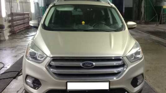 Ford Escape III Рестайлинг, 2017, пробег 80000 км Ford Escape III Рестайлинг, 2017, пробег 80000 км