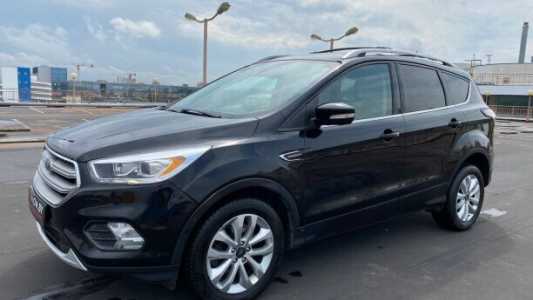 Ford Escape III Рестайлинг, 2017, пробег 87672 км Ford Escape III Рестайлинг, 2017, пробег 87672 км