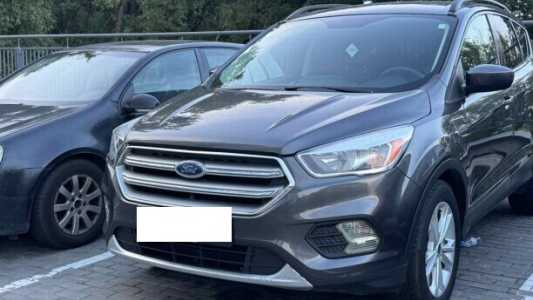 Ford Escape III Рестайлинг, 2017, пробег 90000 км Ford Escape III Рестайлинг, 2017, пробег 90000 км