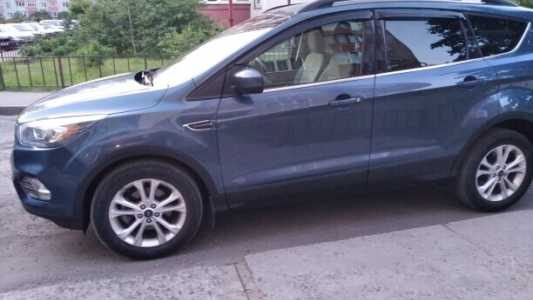 Ford Escape III  Рестайлинг, 2018, пробег 107000 км