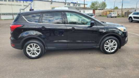Ford Escape III Рестайлинг, 2018, пробег 110000 км Ford Escape III Рестайлинг, 2018, пробег 110000 км