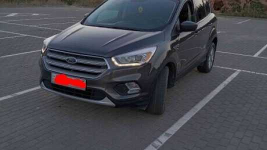 Ford Escape III Рестайлинг, 2018, пробег 120000 км Ford Escape III Рестайлинг, 2018, пробег 120000 км