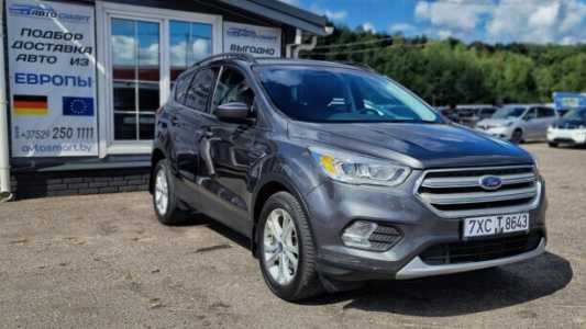 Ford Escape III Рестайлинг, 2018, пробег 127000 км Ford Escape III Рестайлинг, 2018, пробег 127000 км