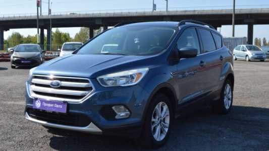 Ford Escape III Рестайлинг, 2018, пробег 140000 км Ford Escape III Рестайлинг, 2018, пробег 140000 км