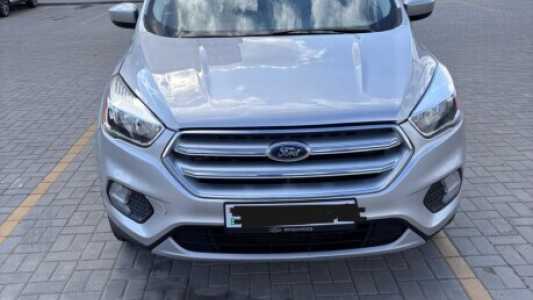 Ford Escape III Рестайлинг, 2018, пробег 60600 км Ford Escape III Рестайлинг, 2018, пробег 60600 км