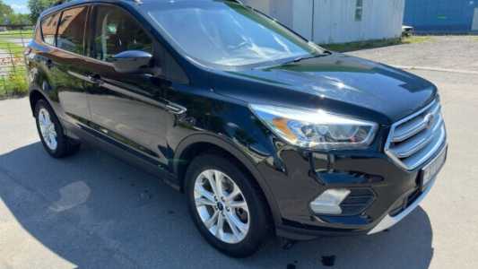 Ford Escape III Рестайлинг, 2018, пробег 64000 км Ford Escape III Рестайлинг, 2018, пробег 64000 км