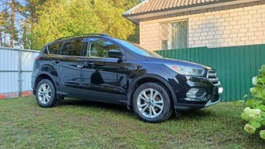 Ford Escape III Рестайлинг, 2018, пробег 74800 км Ford Escape III Рестайлинг, 2018, пробег 74800 км