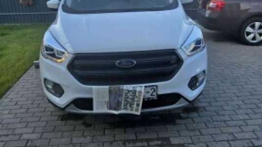 Ford Escape III Рестайлинг, 2018, пробег 80000 км Ford Escape III Рестайлинг, 2018, пробег 80000 км