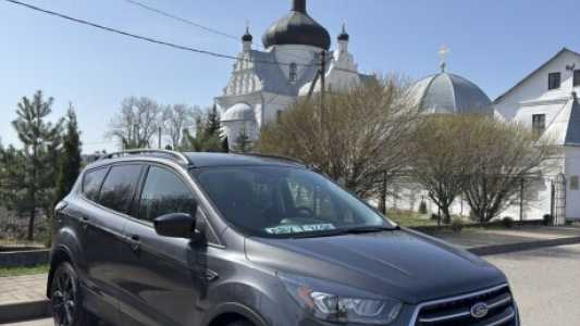 Ford Escape III Рестайлинг, 2018, пробег 87000 км Ford Escape III Рестайлинг, 2018, пробег 87000 км