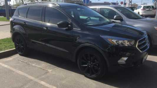Ford Escape III Рестайлинг, 2018, пробег 90000 км Ford Escape III Рестайлинг, 2018, пробег 90000 км