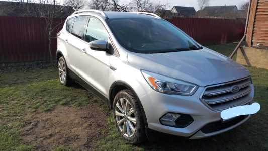 Ford Escape III Рестайлинг